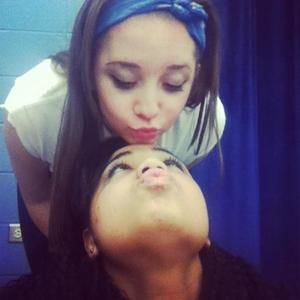 Meet your Posher, Isabelle